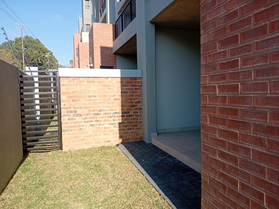 To Let 2 Bedroom Property for Rent in Waterkloof Gauteng