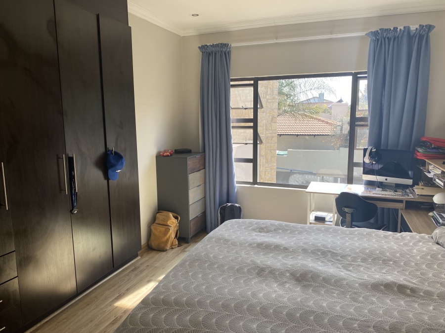 4 Bedroom Property for Sale in Olympus AH Gauteng