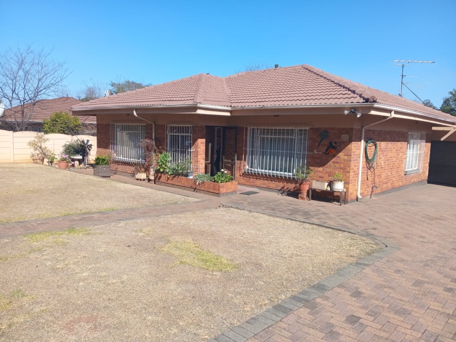 3 Bedroom Property for Sale in Florentia Gauteng