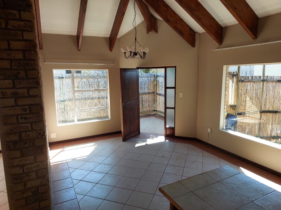 1 Bedroom Property for Sale in Noordheuwel Gauteng