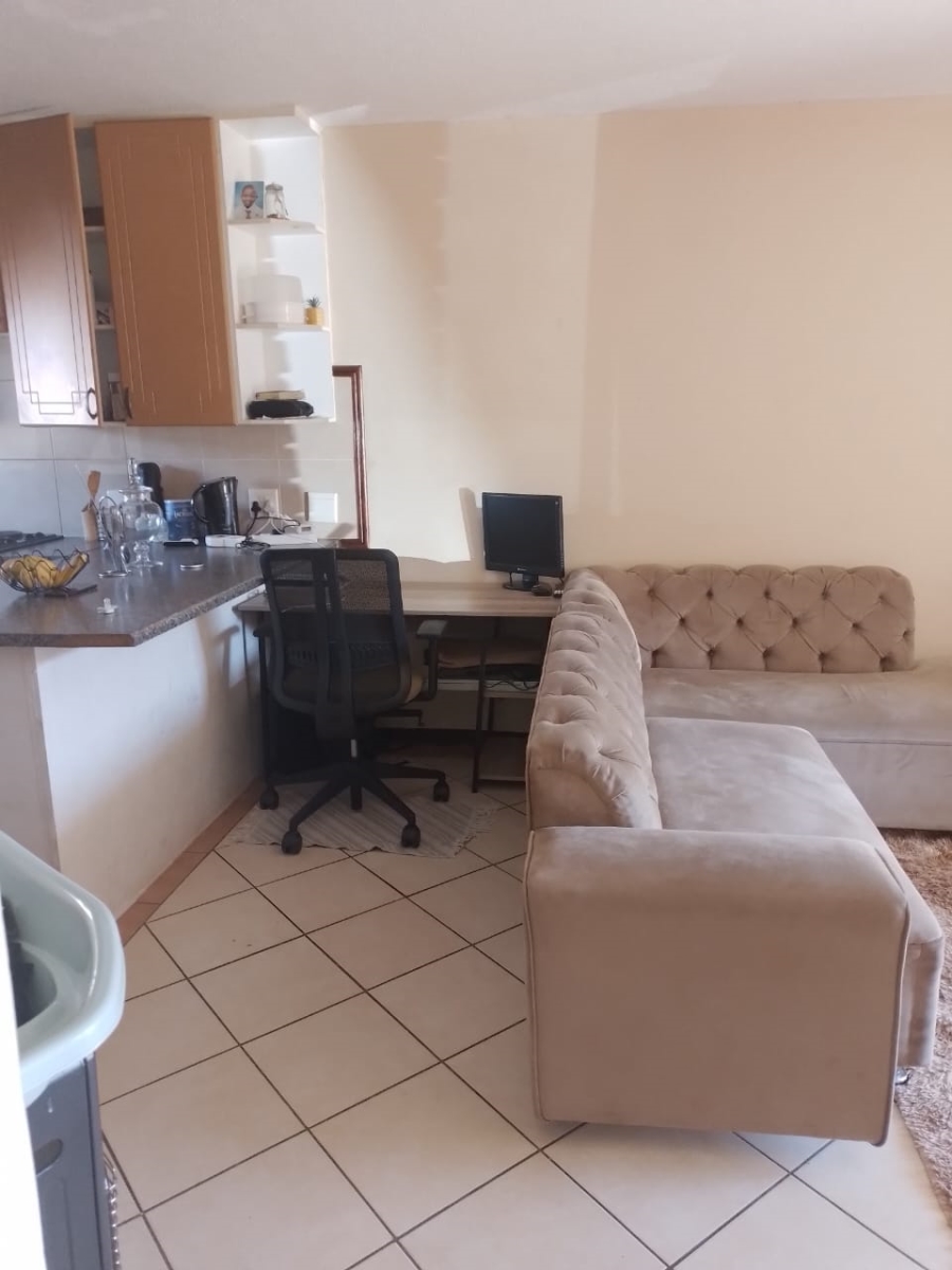 2 Bedroom Property for Sale in Noordwyk Gauteng