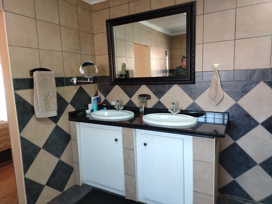 4 Bedroom Property for Sale in Meyerton Ext 6 Gauteng