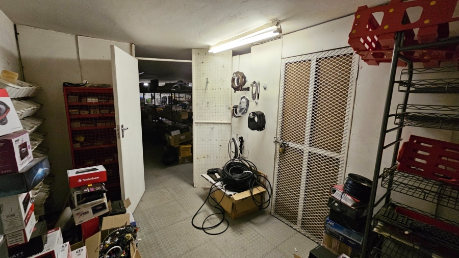 Commercial Property for Sale in Jansenpark Gauteng