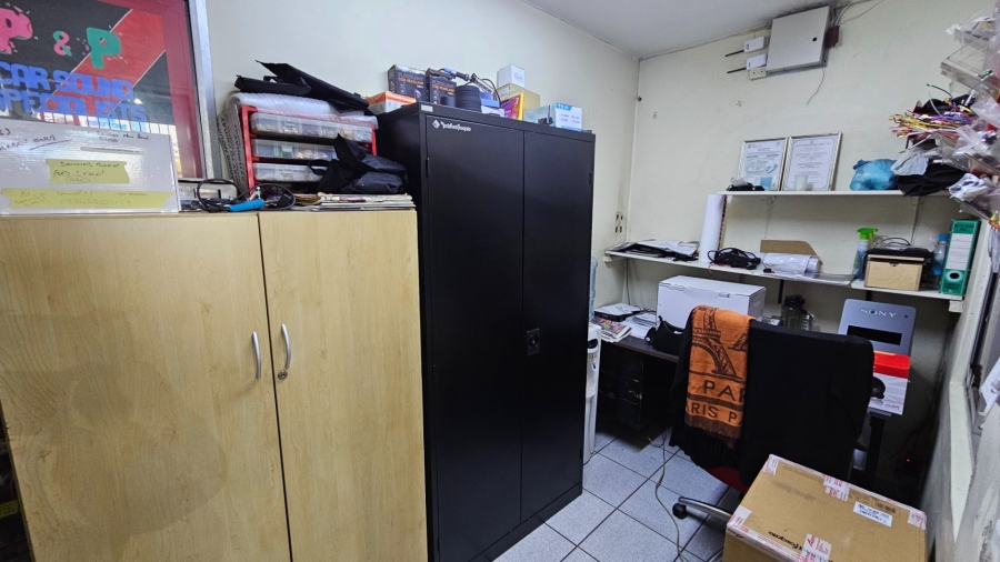 Commercial Property for Sale in Jansenpark Gauteng