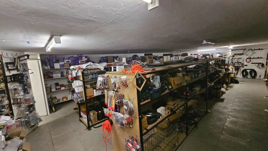 Commercial Property for Sale in Jansenpark Gauteng
