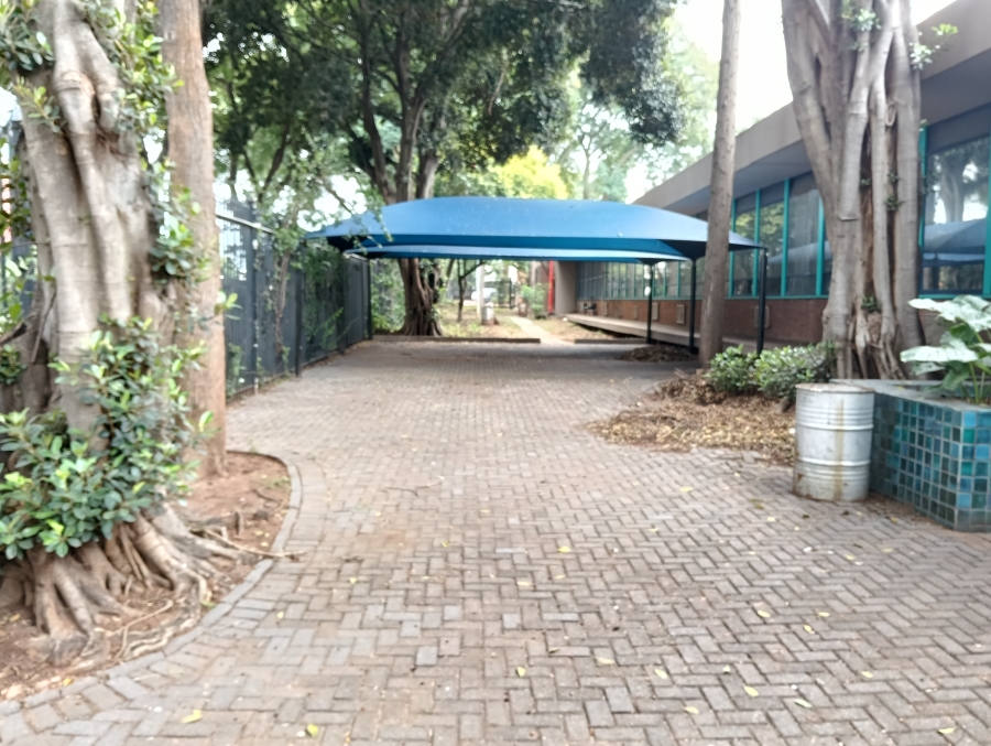 Commercial Property for Sale in Koedoespoort Industrial Gauteng