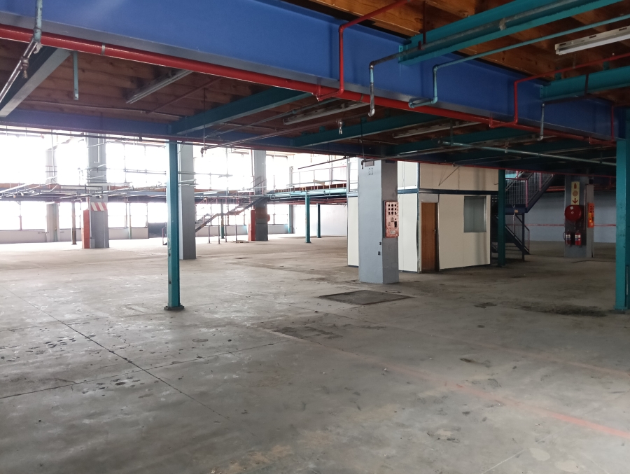 Commercial Property for Sale in Koedoespoort Industrial Gauteng