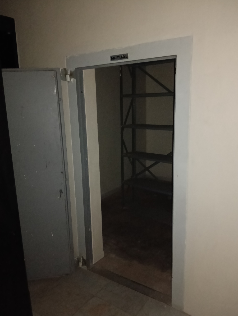 Commercial Property for Sale in Koedoespoort Industrial Gauteng