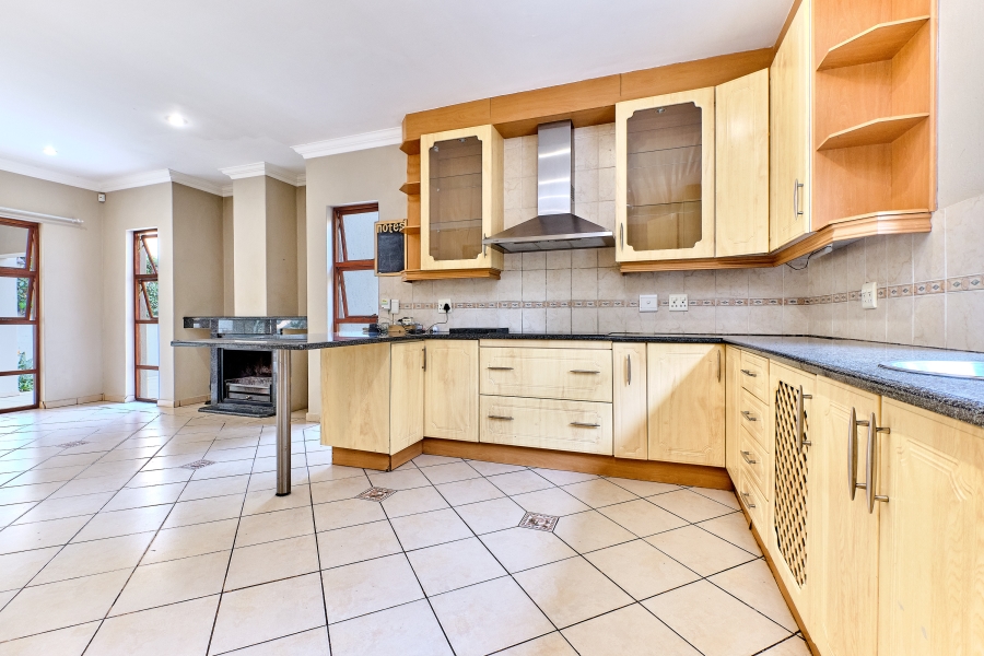 To Let 4 Bedroom Property for Rent in Kyalami Estates Gauteng