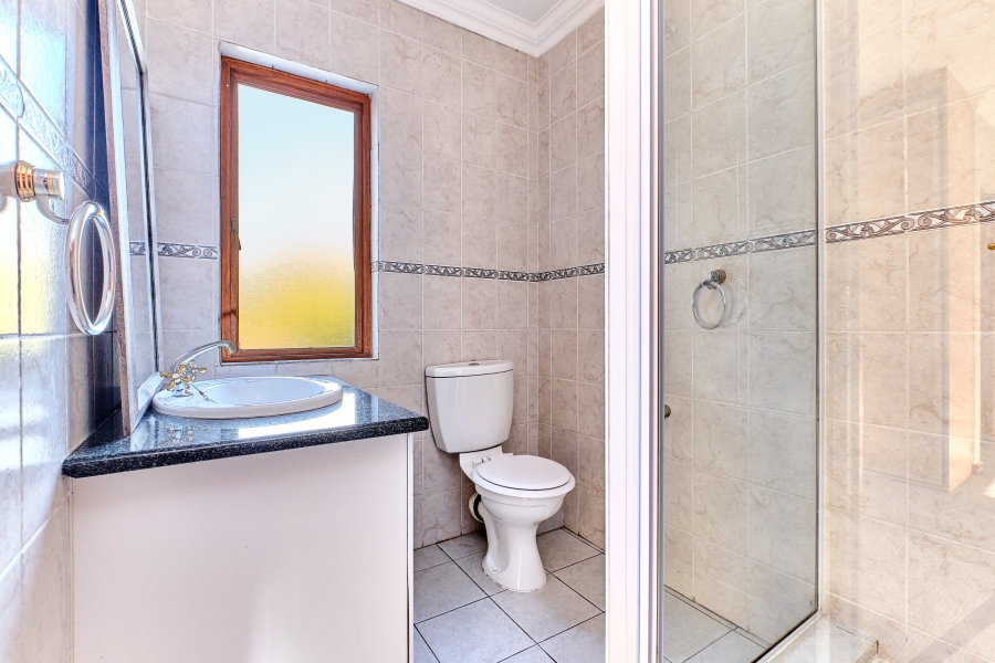 To Let 4 Bedroom Property for Rent in Kyalami Estates Gauteng