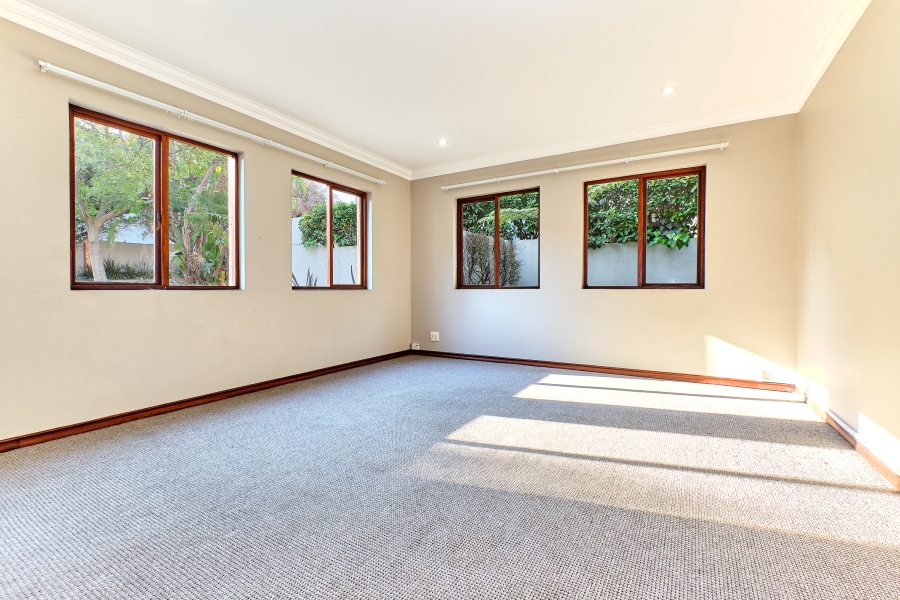 To Let 4 Bedroom Property for Rent in Kyalami Estates Gauteng