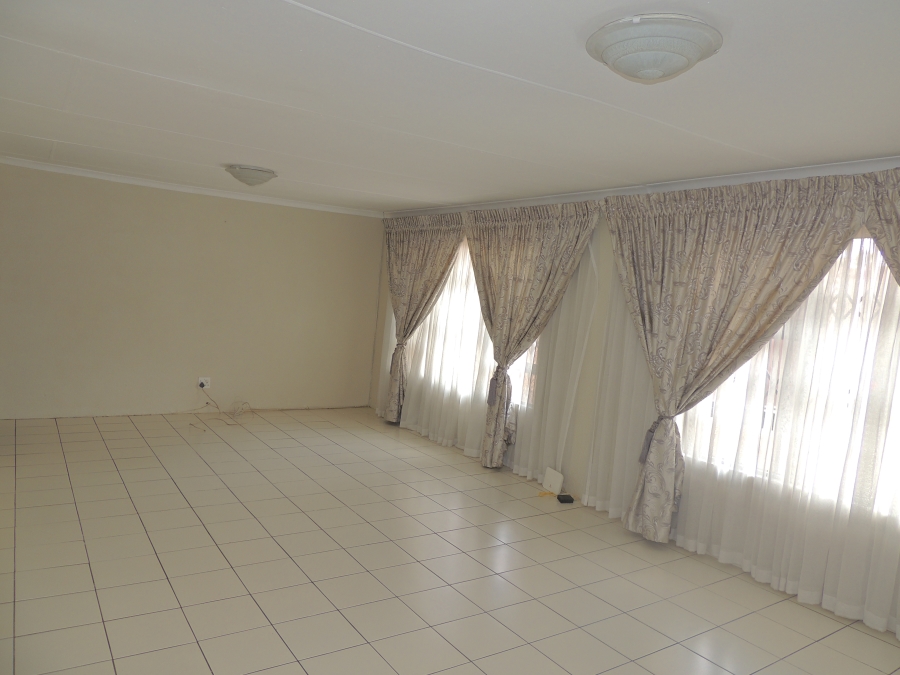 3 Bedroom Property for Sale in Elandspark Gauteng