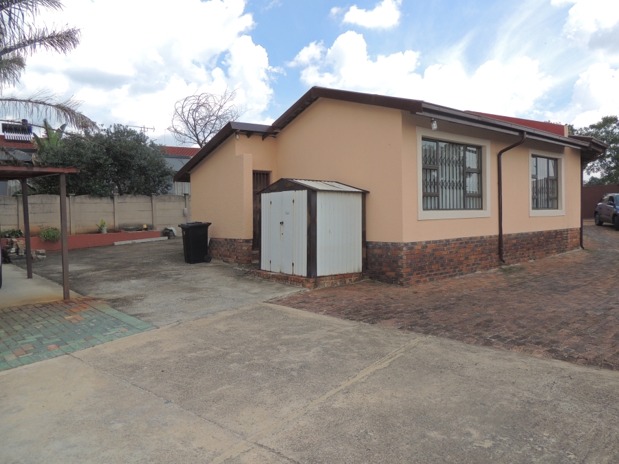 3 Bedroom Property for Sale in Elandspark Gauteng