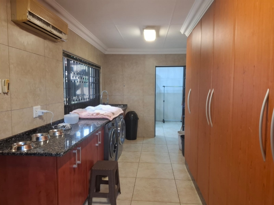 4 Bedroom Property for Sale in Unitas Park Gauteng