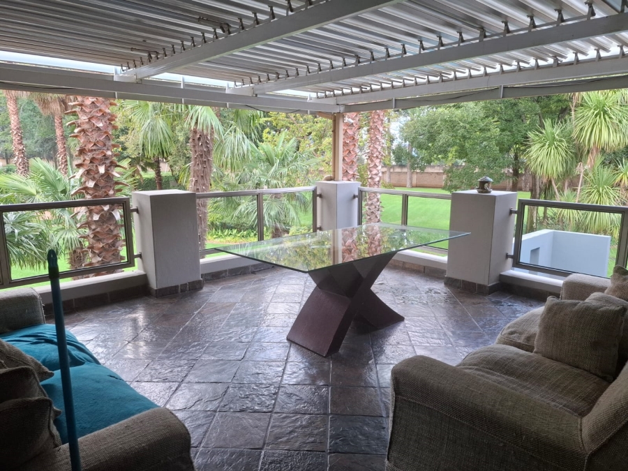 4 Bedroom Property for Sale in Unitas Park Gauteng