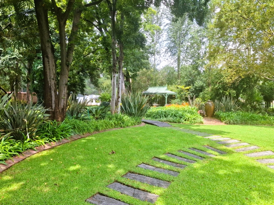 4 Bedroom Property for Sale in Unitas Park Gauteng