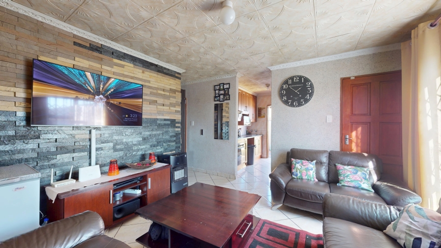 3 Bedroom Property for Sale in Dawn Park Gauteng