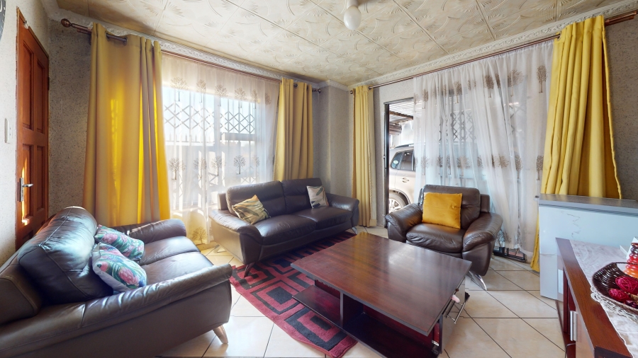 3 Bedroom Property for Sale in Dawn Park Gauteng