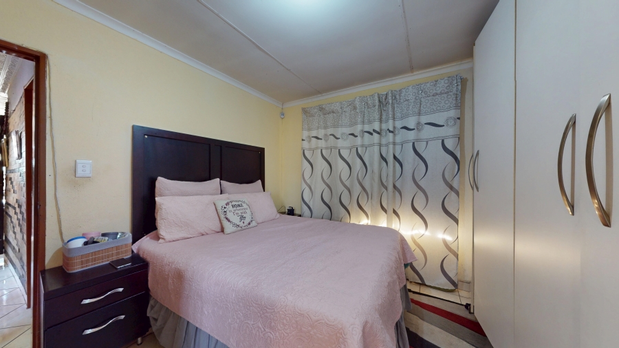 3 Bedroom Property for Sale in Dawn Park Gauteng