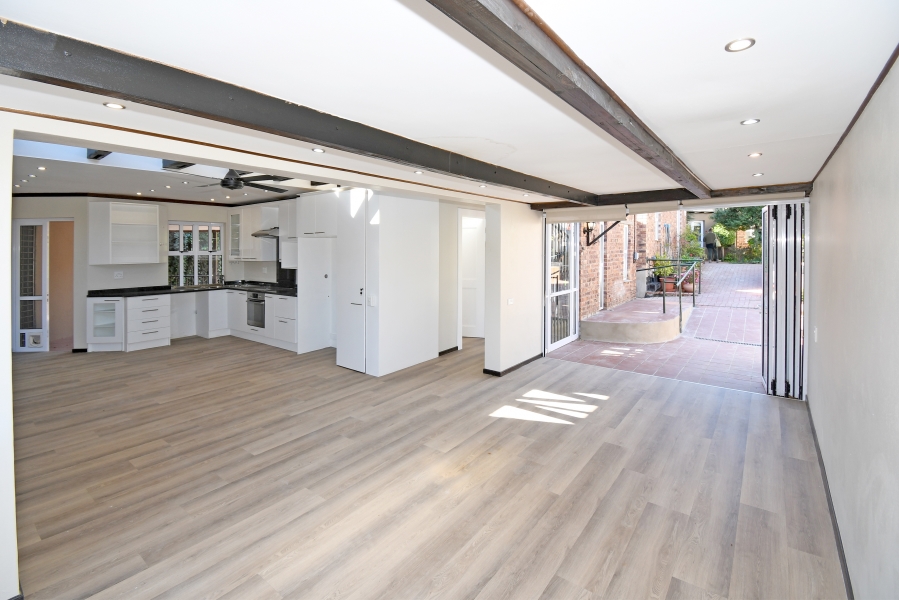 2 Bedroom Property for Sale in Craighall Park Gauteng