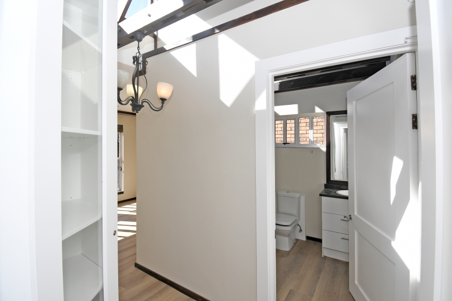 2 Bedroom Property for Sale in Craighall Park Gauteng