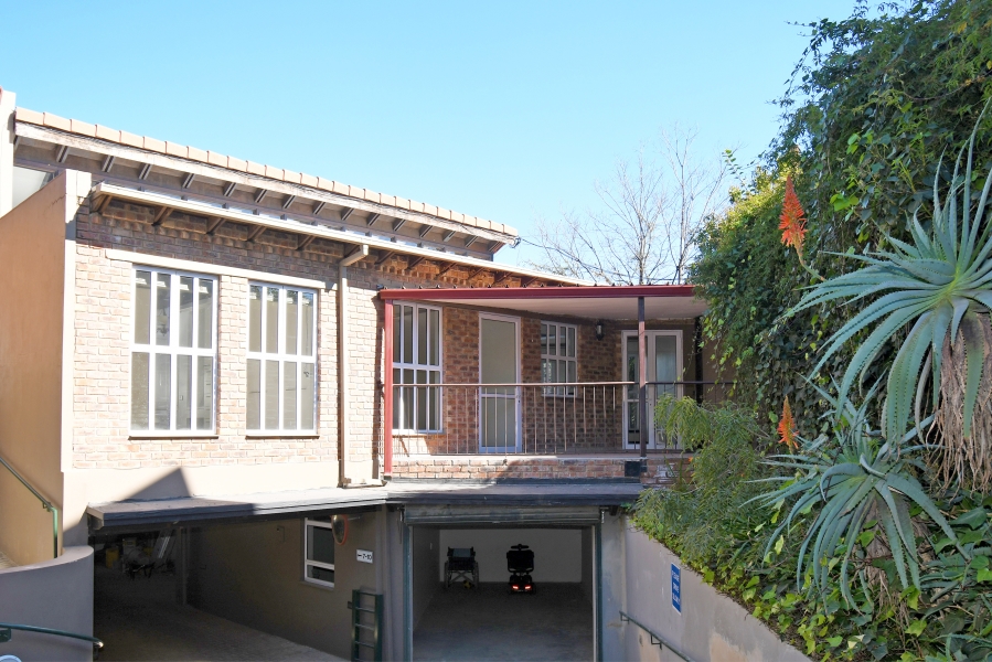2 Bedroom Property for Sale in Craighall Park Gauteng