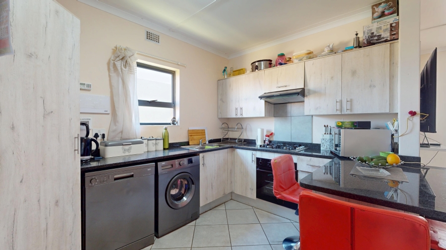 3 Bedroom Property for Sale in Norton Park Gauteng