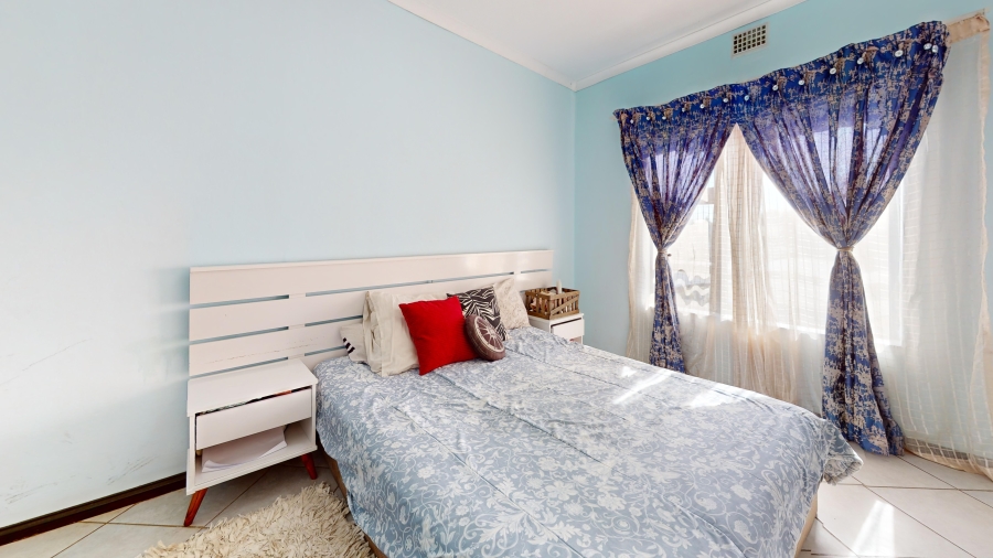 3 Bedroom Property for Sale in Norton Park Gauteng