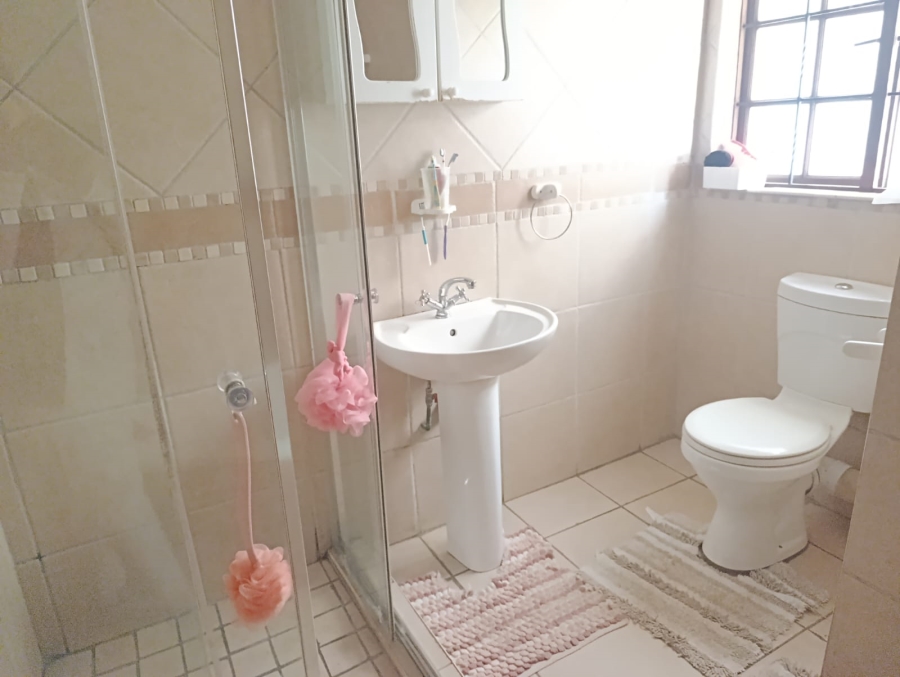To Let 2 Bedroom Property for Rent in Heatherview Gauteng