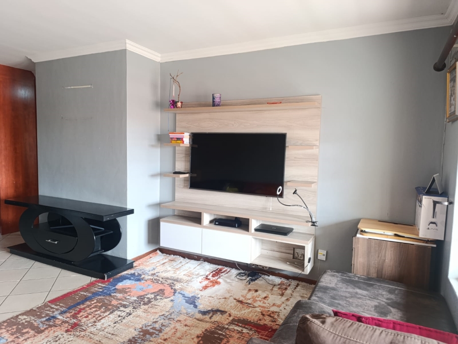 2 Bedroom Property for Sale in Heatherview Gauteng