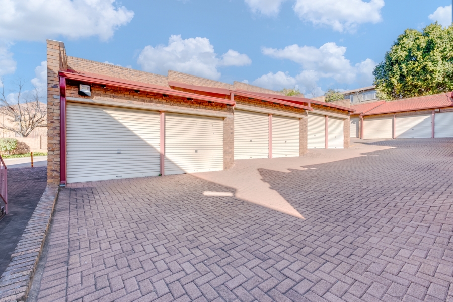 2 Bedroom Property for Sale in Ferndale Gauteng