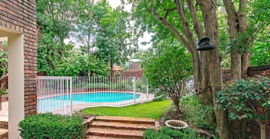 To Let 3 Bedroom Property for Rent in Sandown Gauteng
