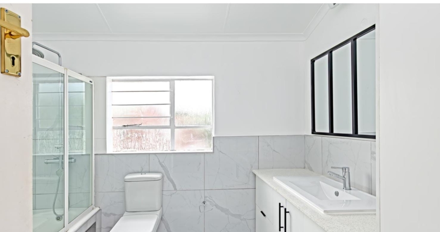 To Let 3 Bedroom Property for Rent in Sandown Gauteng