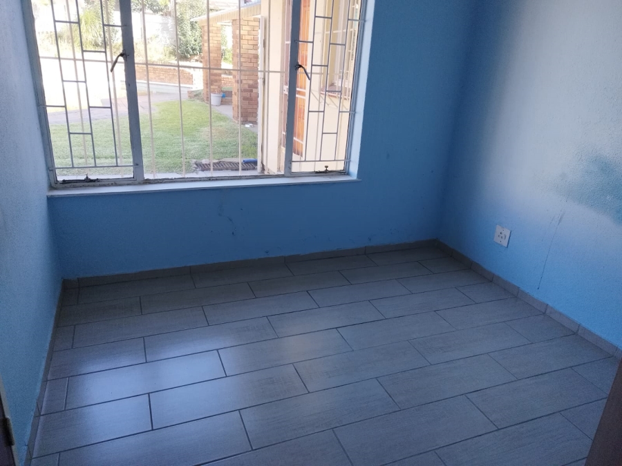 To Let 4 Bedroom Property for Rent in Birchleigh North Gauteng
