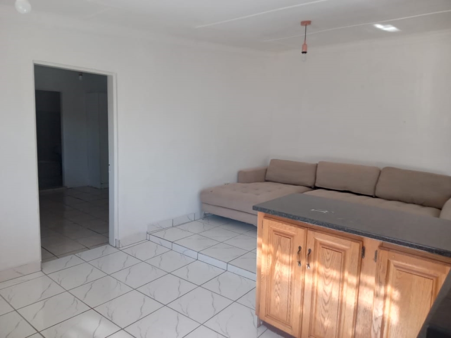 To Let 1 Bedroom Property for Rent in Wentworth Park Gauteng