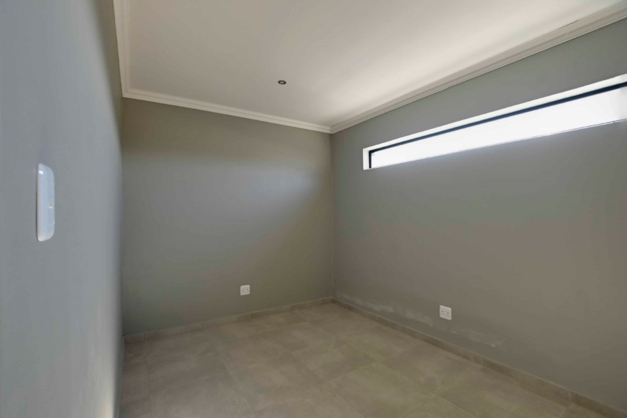 4 Bedroom Property for Sale in Roodepark Eco Estate Gauteng
