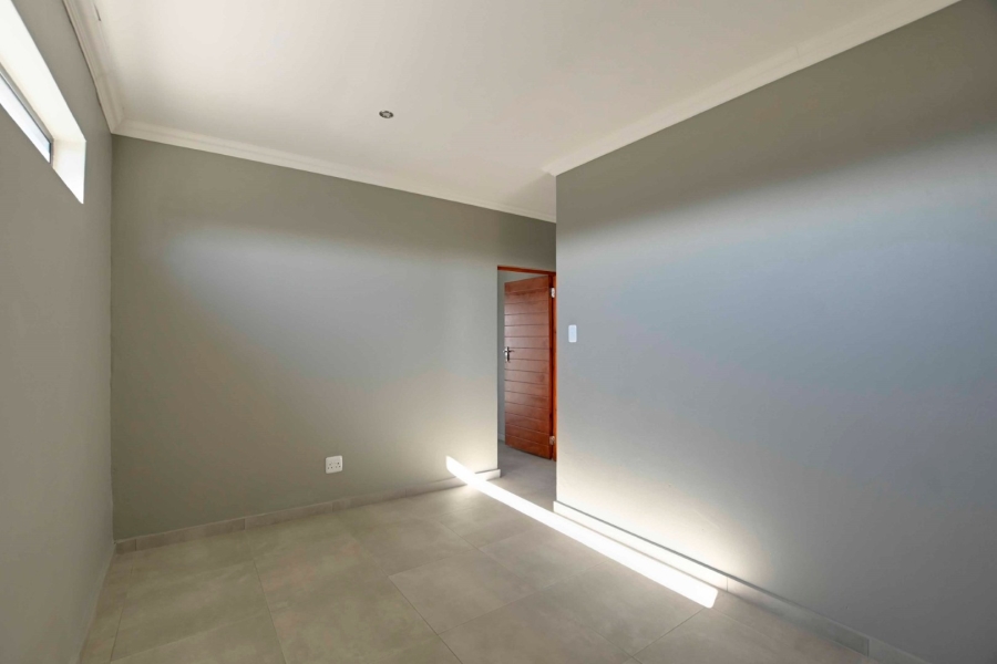 4 Bedroom Property for Sale in Roodepark Eco Estate Gauteng