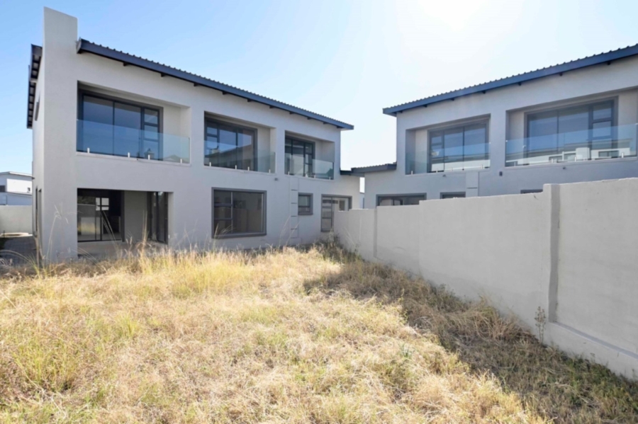 4 Bedroom Property for Sale in Roodepark Eco Estate Gauteng
