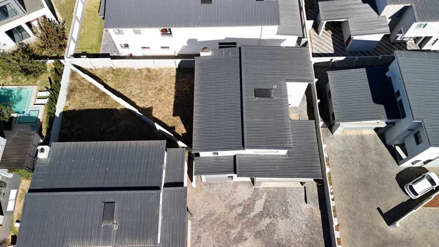 4 Bedroom Property for Sale in Roodepark Eco Estate Gauteng