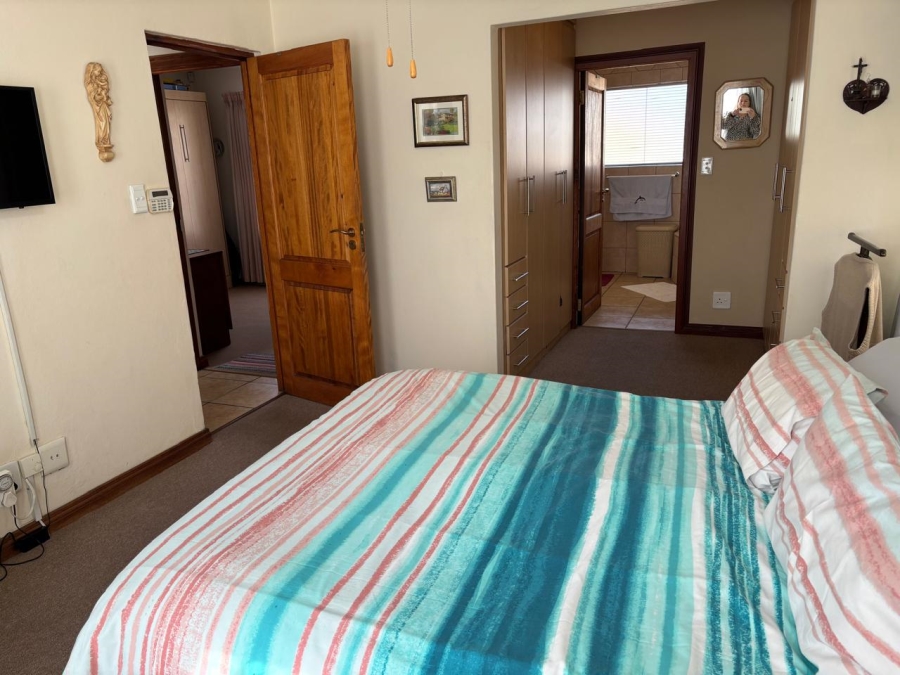 3 Bedroom Property for Sale in Greenstone Hill Gauteng