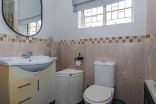 1 Bedroom Property for Sale in Lakeside Gauteng