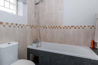 1 Bedroom Property for Sale in Lakeside Gauteng