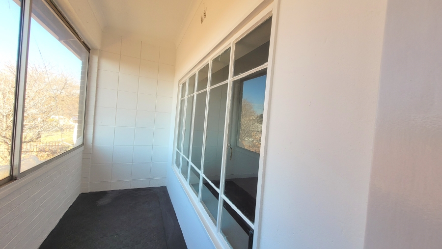 To Let 1 Bedroom Property for Rent in Roseacre Gauteng