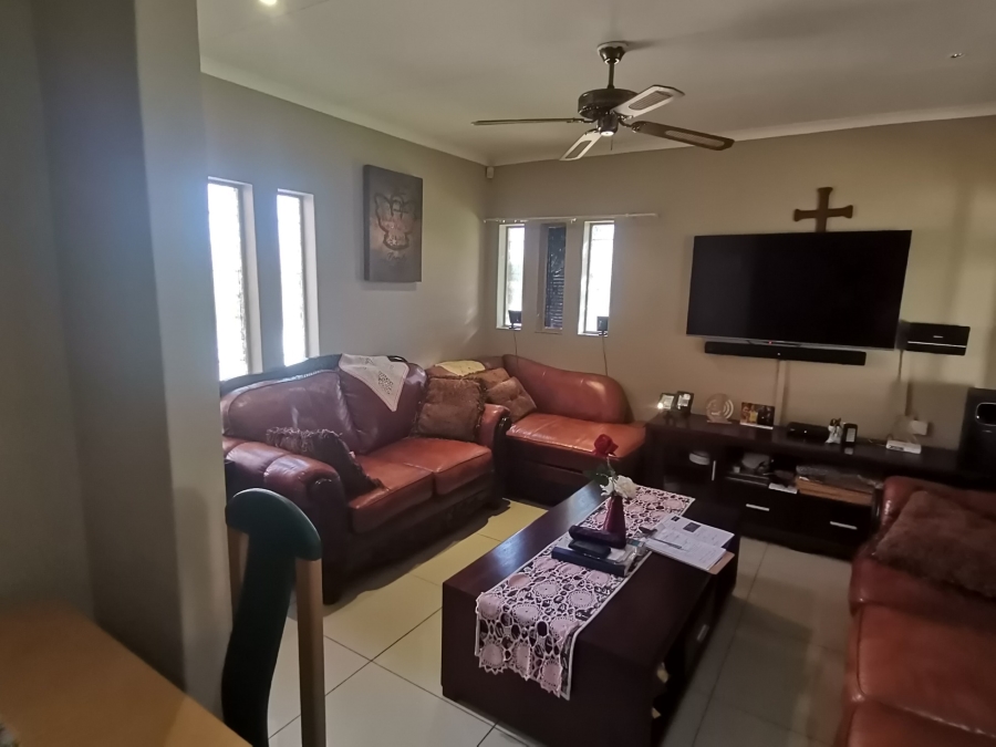 5 Bedroom Property for Sale in Modder East Gauteng