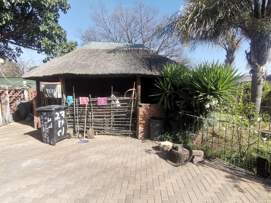5 Bedroom Property for Sale in Modder East Gauteng