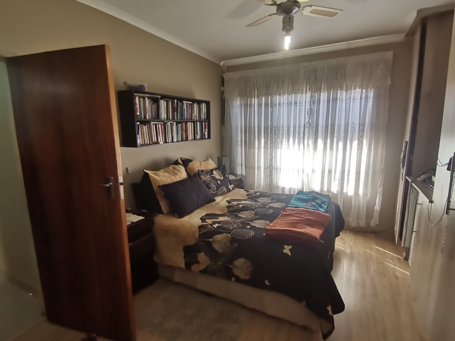 5 Bedroom Property for Sale in Modder East Gauteng