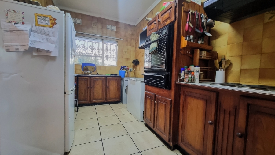 2 Bedroom Property for Sale in Albemarle Gauteng
