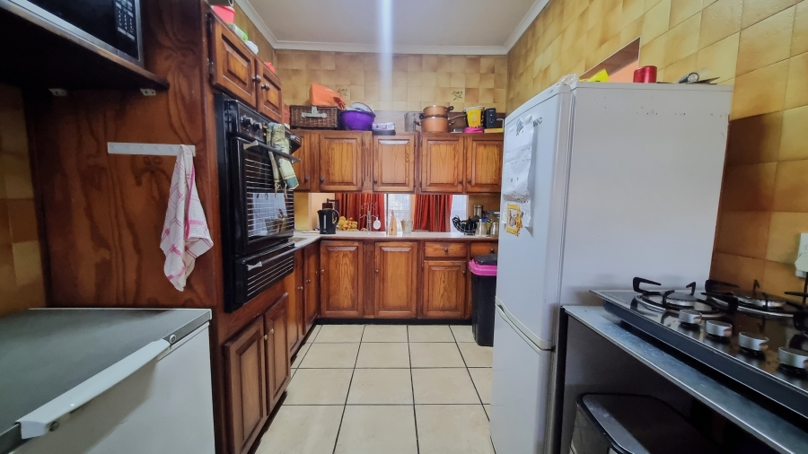 2 Bedroom Property for Sale in Albemarle Gauteng