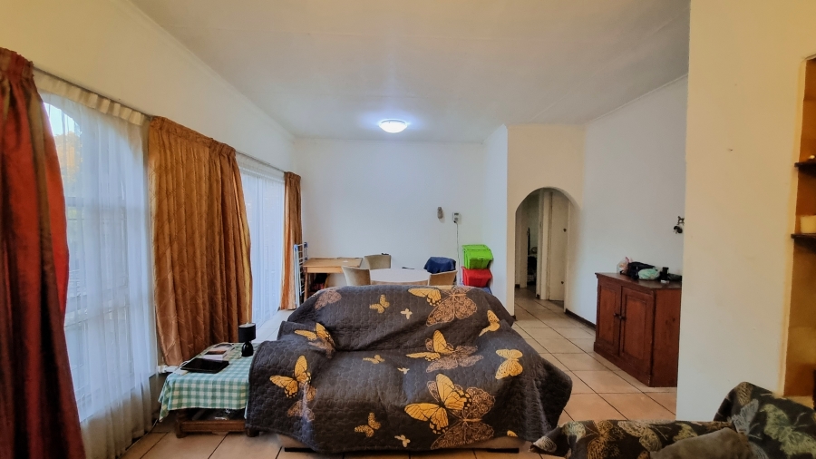 2 Bedroom Property for Sale in Albemarle Gauteng
