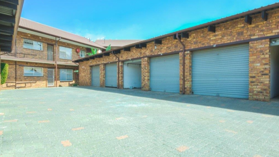 2 Bedroom Property for Sale in Albemarle Gauteng